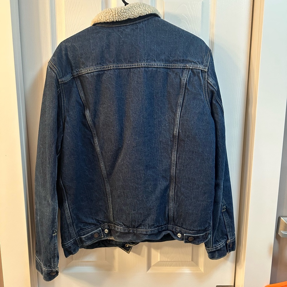 Levi’s Sherpa trucker jacket